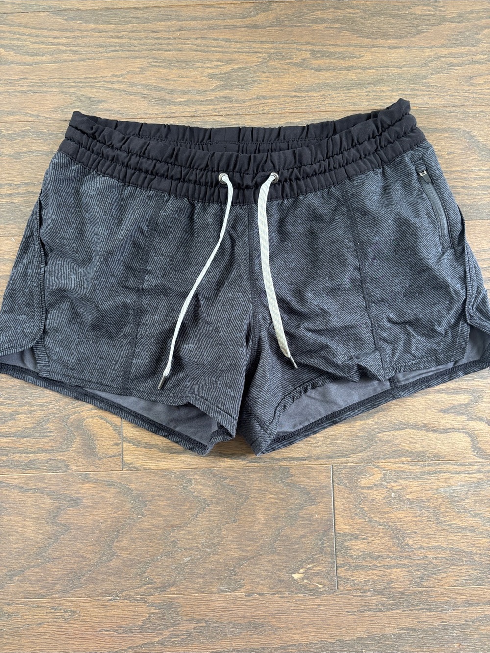 Vuori Women’s Black Heather Performance Athletic Shorts